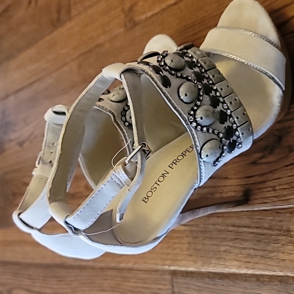Boston Proper Heels with Stone Embellishments - Picture 4 of 8